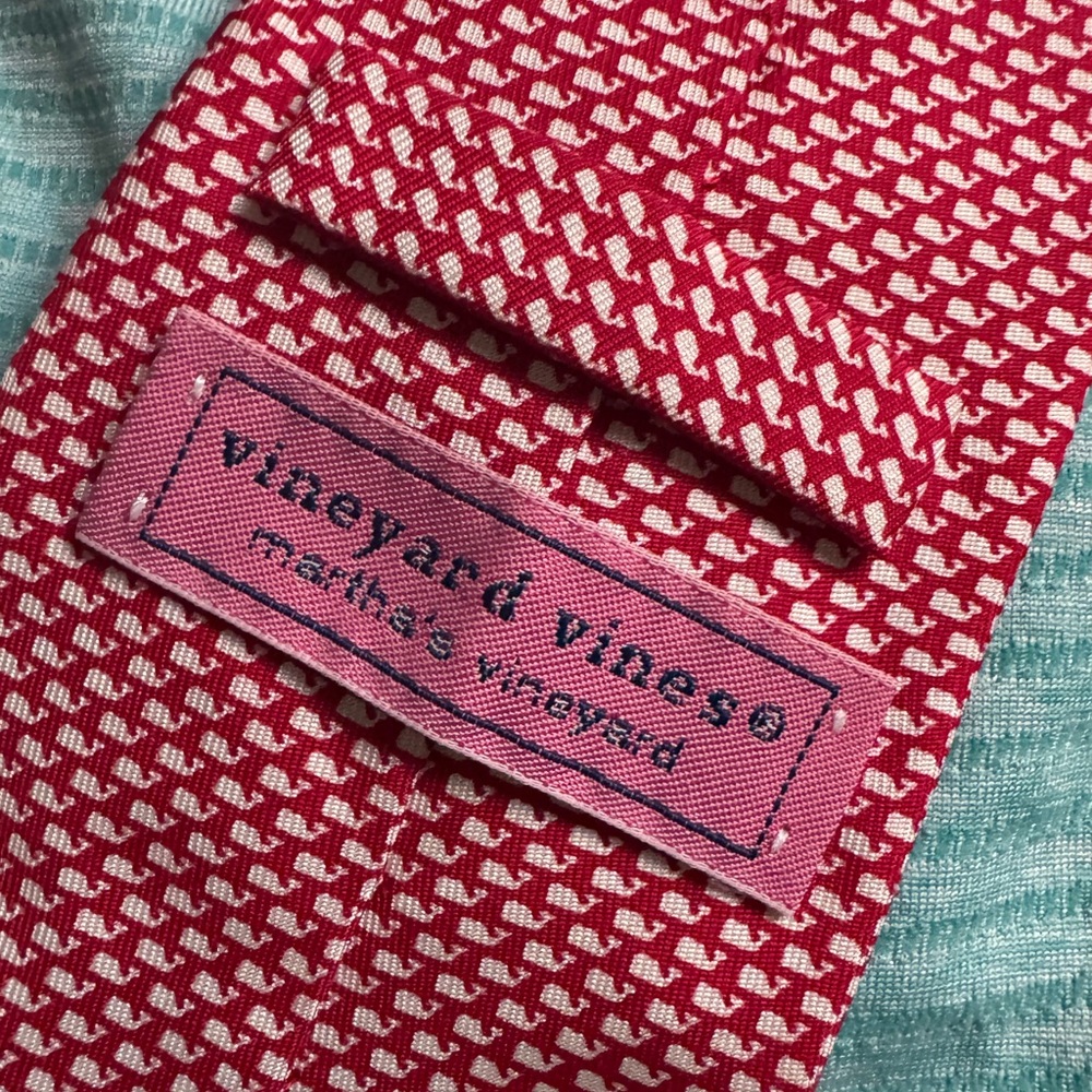 Multiple formal ties - Picture 10 of 11